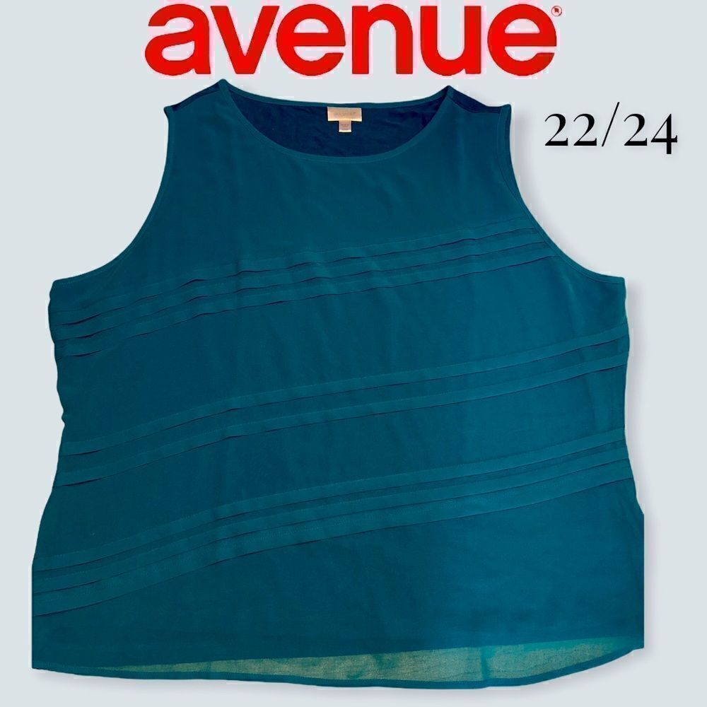Women’s 22/24 Avenue Tank Top